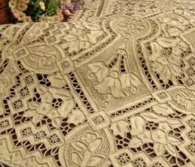 Vintage wedding Heavy Embroidery NeedleLace Table Runner Center piece Ecru
